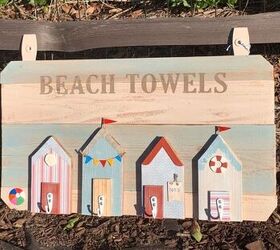 beach huts and beach towels, Really different