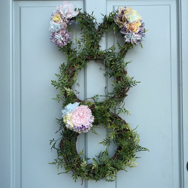 s 20 creative easter ideas you ll need this spring, Easter bunny wreath
