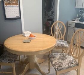 q paint a light maple table and chairs