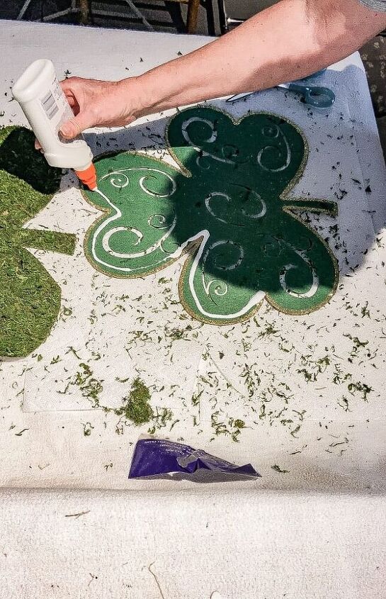 how to make moss shamrock placemats