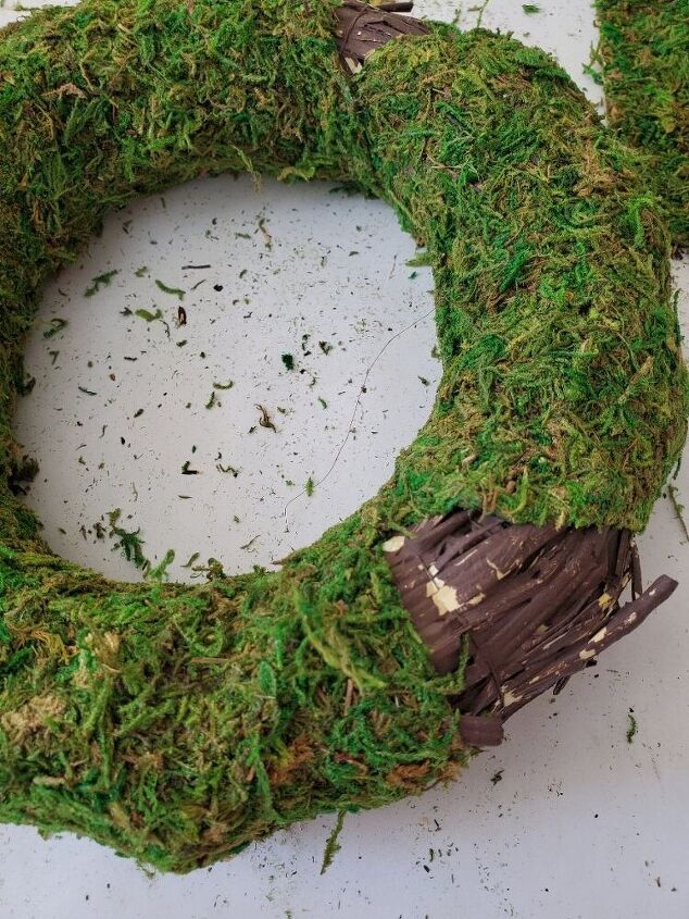 easy diy moss wreath