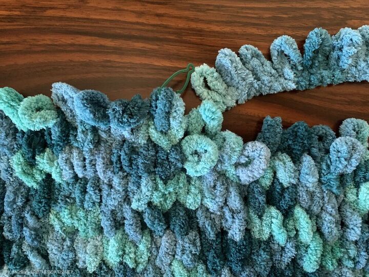 how to make an ez loop yarn throw blanket