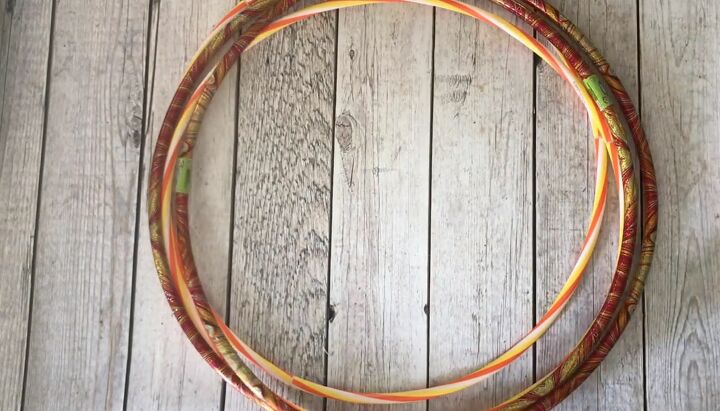 18 magnficas ideas de decoracin que no le costarn casi nada, C mo reciclar los aros Hula Hoops