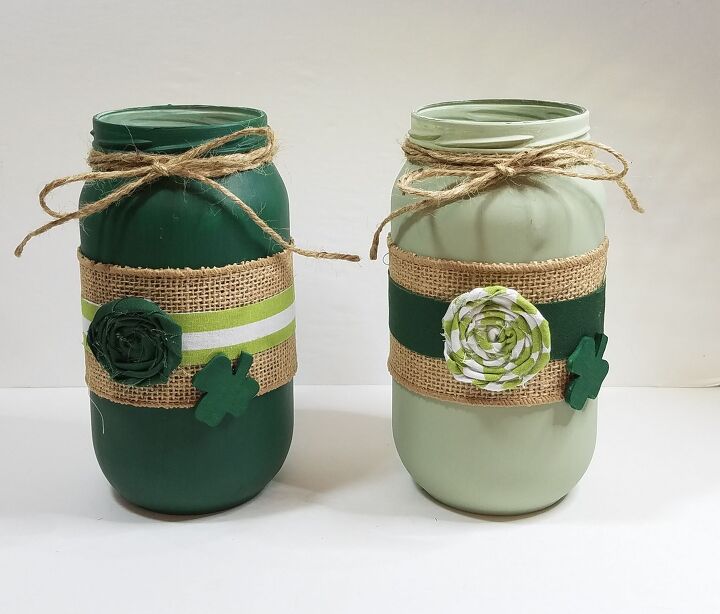 s 17 fun decor ideas for st patrick s day, Green rustic mason jar holders