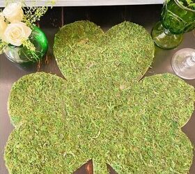 s 17 fun decor ideas for st patrick s day, Mossy shamrock placemats
