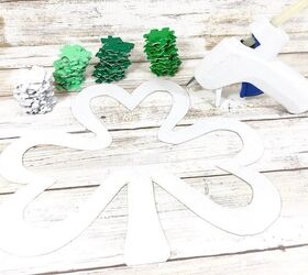 upcycle a lucky shamrock wreath from puzzle pieces