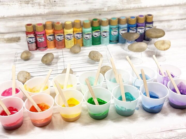 paint pour rainbow rocks