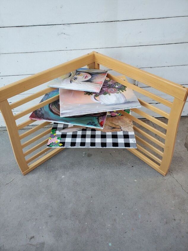 easy canvas rack using a crib