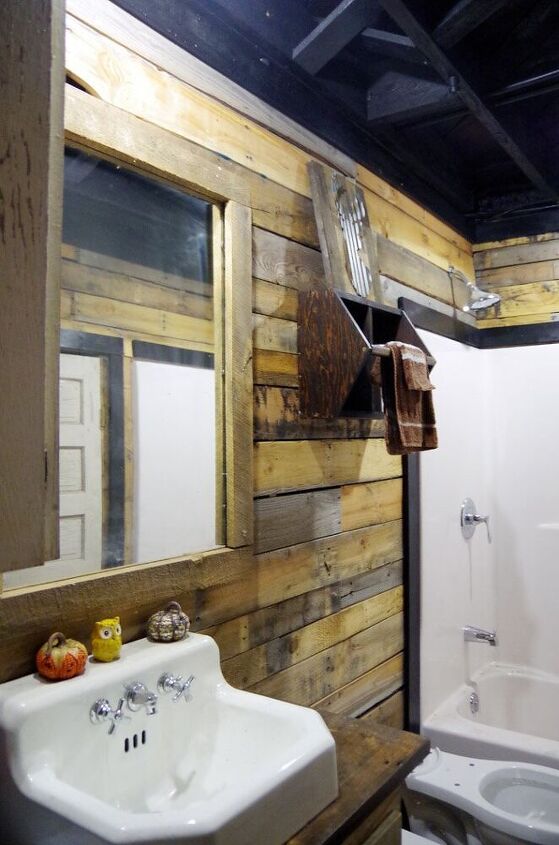 old gardener s toolbox upcycle bathroom storage and a towel bar