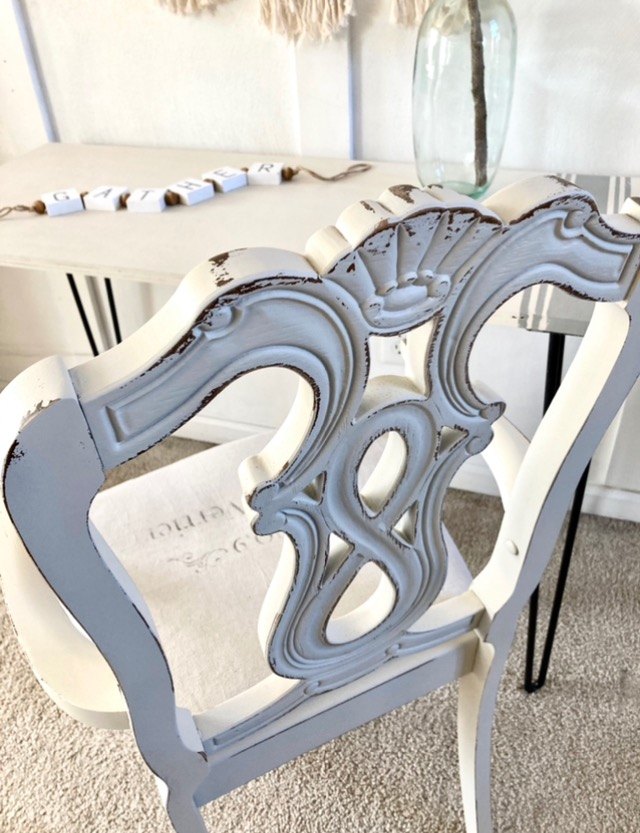 mesa cadeira estofada artesanal