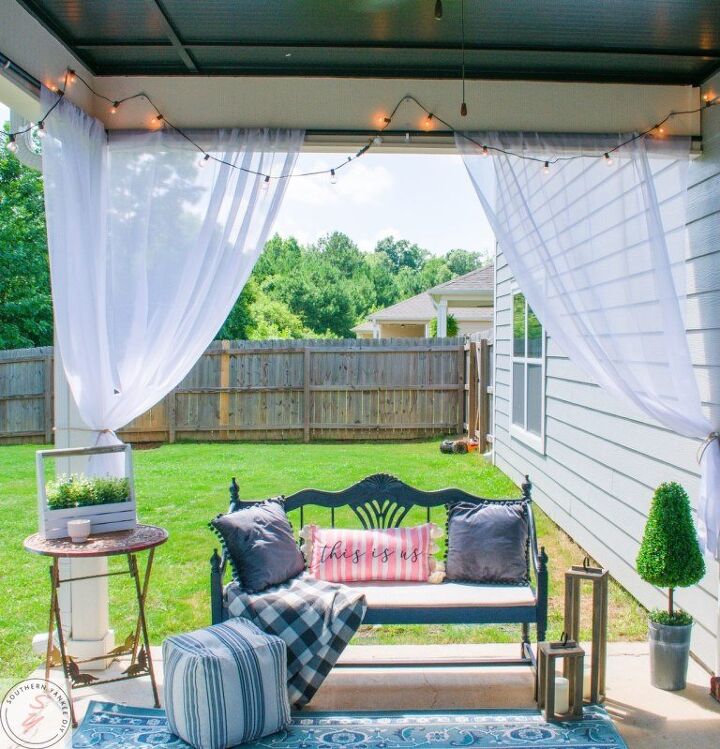 16 mejoras en el patio que hacen que echemos de menos el verano, Cortinas de exterior DIY Budget Savvy