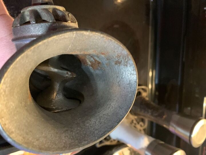 q old grinder how to clean