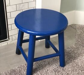 blue stool to cool stool