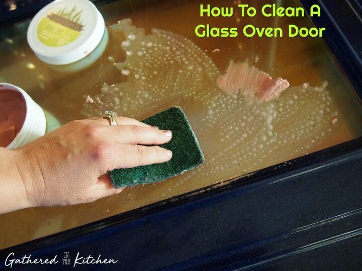 como limpar a porta de vidro do forno