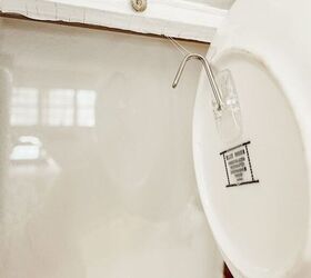 Stick command hooks on 7 plates to get this dreamy country look