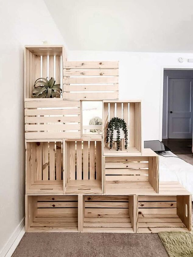 25 maneras extremadamente ingeniosas de conseguir espacio de almacenamiento extra, Estanter a de cajas de madera s per f cil de hacer por 100 d lares