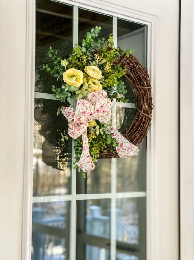 easy spring floral wreath