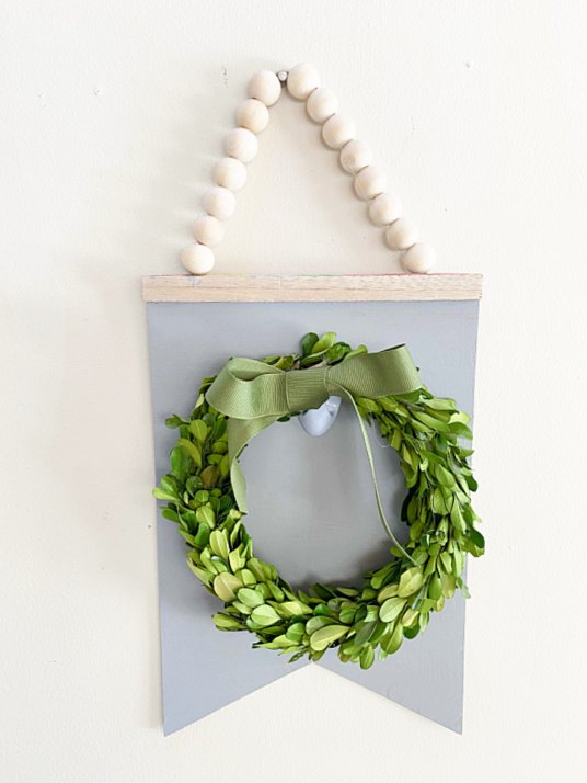 beaded wreath hanger