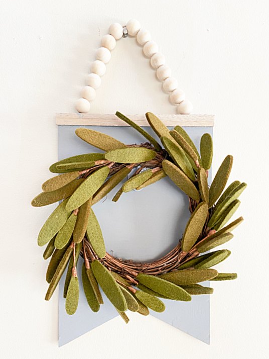 beaded wreath hanger