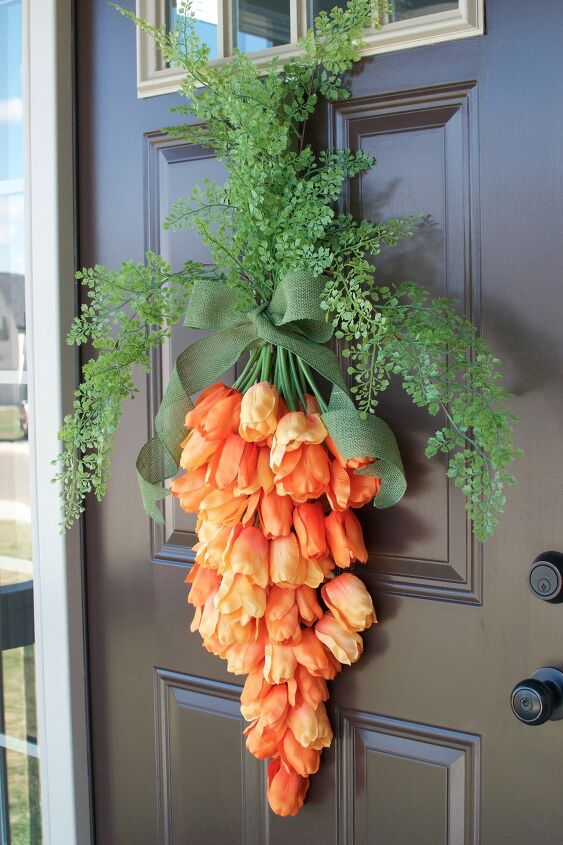 las 20 mejores ideas de decoracin de primavera que la gente ha salvado este mes, Colgador de puerta de zanahoria de primavera