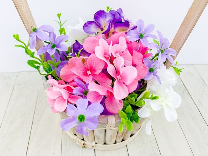 cesta de flores de pscoa