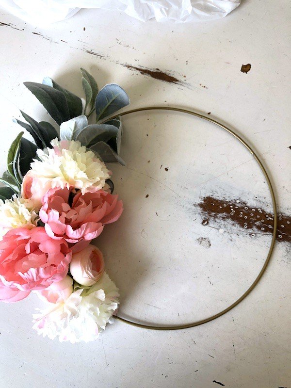 corona de flores de alambre fcil de hacer para el cuarto de nios