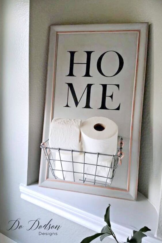 15 formas creativas de guardar tus rollos de papel higinico abastcete, Puertas de armario reutilizadas f cilmente Decoraci n para el hogar