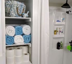 15 formas creativas de guardar tus rollos de papel higinico abastcete, Refrescar el ba o Ducha almacenamiento y cubo de basura