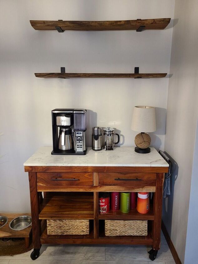 how to style open shelves