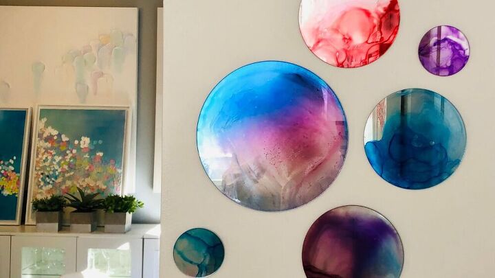 14 formas modernas de iluminar tu casa con poco presupuesto, Espejos pintados de acento