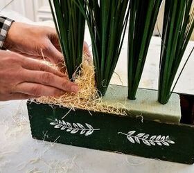 how to make a faux grass spring decor box