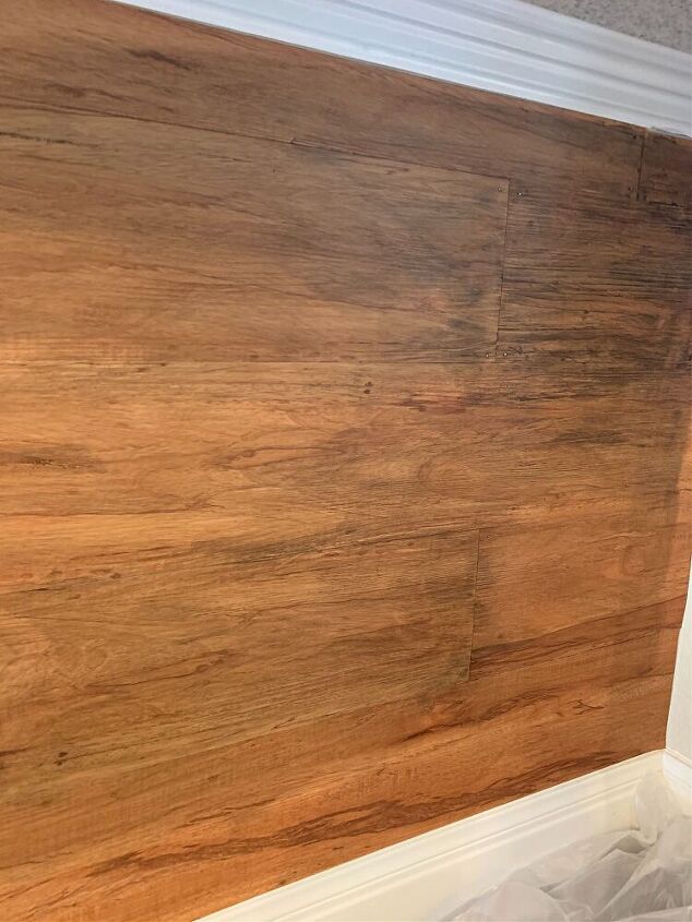 obtenga el aspecto de madera de granero mediante el uso de pisos de vinilo