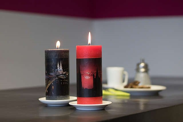 16 ideias de velas decorativas para iluminar sua casa, Vela fotogr fica mem rias com um toque pessoal