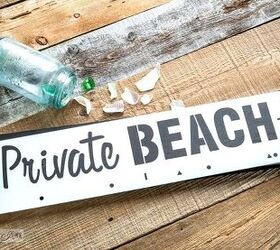 instant beach signs from old fence boards