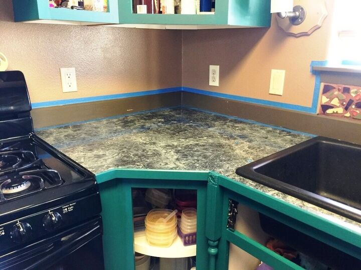 he pintado los armarios de mi cocina de color azul marino