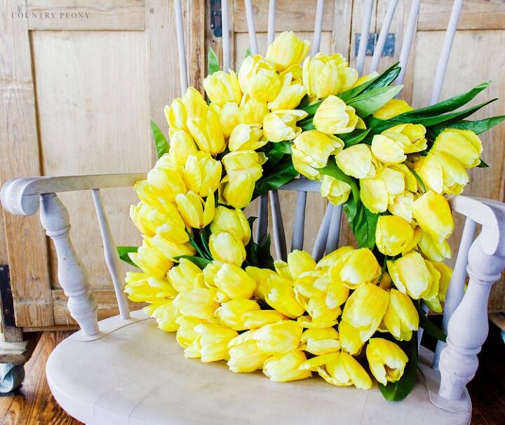 coroa de tulipas amarelas para a primavera