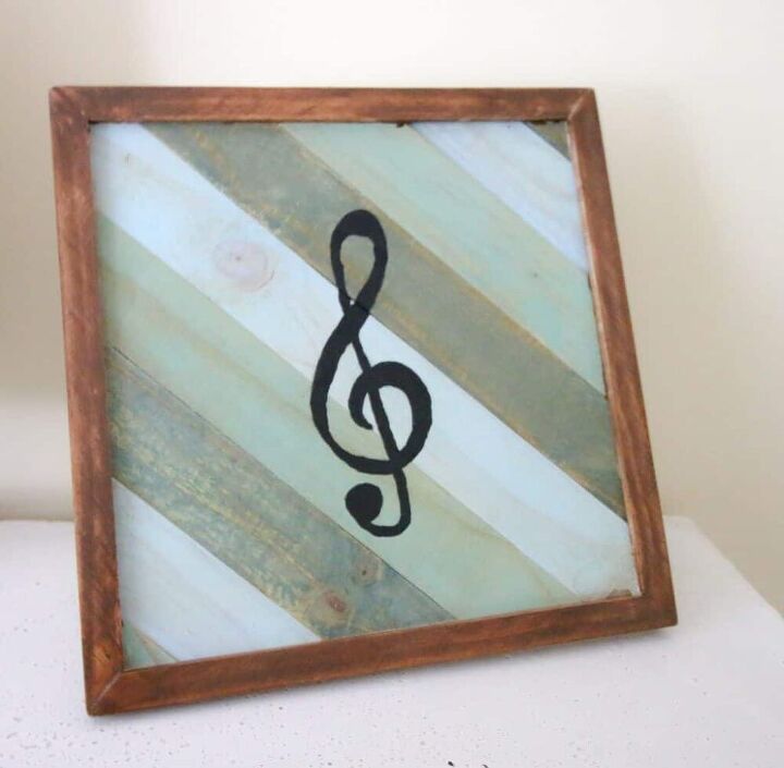 s 16 ideas for showcasing your love for music, A rustic piece of music note art