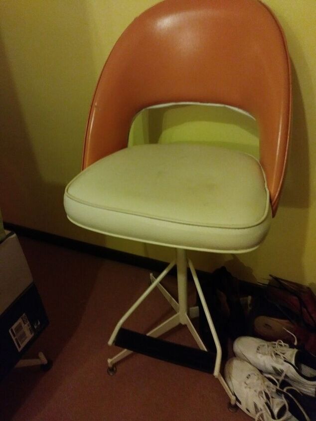 How To Re-Cover Retro/Vintage Diner Style Dining Chairs | Drab 2 Fab - Youtube