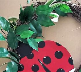 DIY Ladybug Wreath