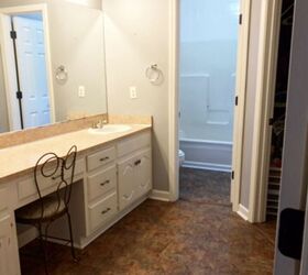 How she turned her dull, outdated bathroom into a dreamy farmhouse oasis