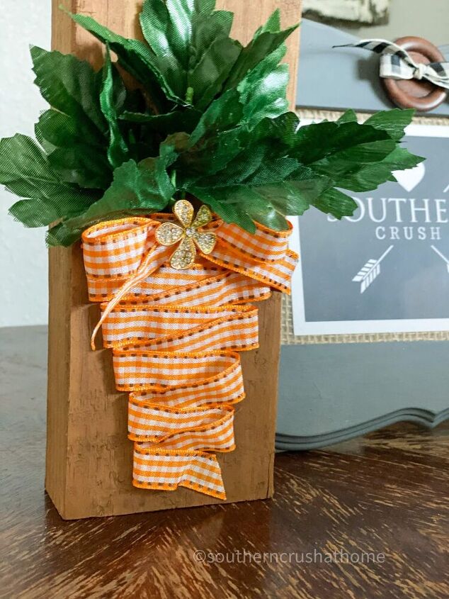16 sweet carrot crafts to get your home ready for easter, This sweet ribbon carrot