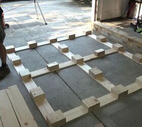 You might want to get rid of your bed when you see what this guy does with a few pallets