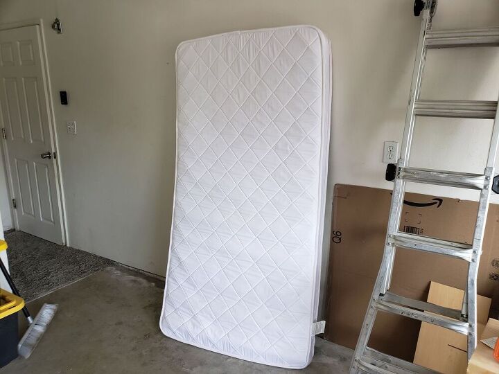 reuse an old mattress for a hanging bed in the back yard
