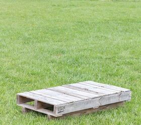 Lay a single pallet on your lawn for a super simple Mother's Day surprise