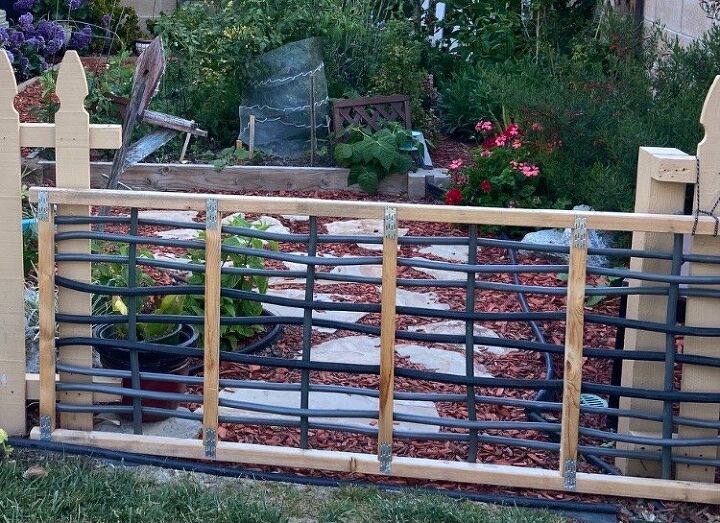 from broken garden hose to plant trellis to temp gate, New plan for my project Trellis Gate