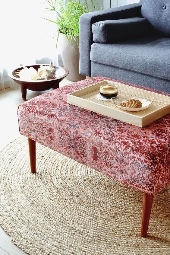 s 14 of the most impressive ways to transform a pallet right now, Cushion it for an ottoman coffee table