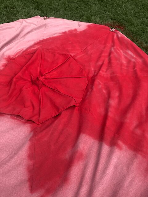 spray paint outdoor fabrics kick some color into your old umbrella