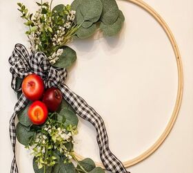 diy apple embroidery hoop wreath