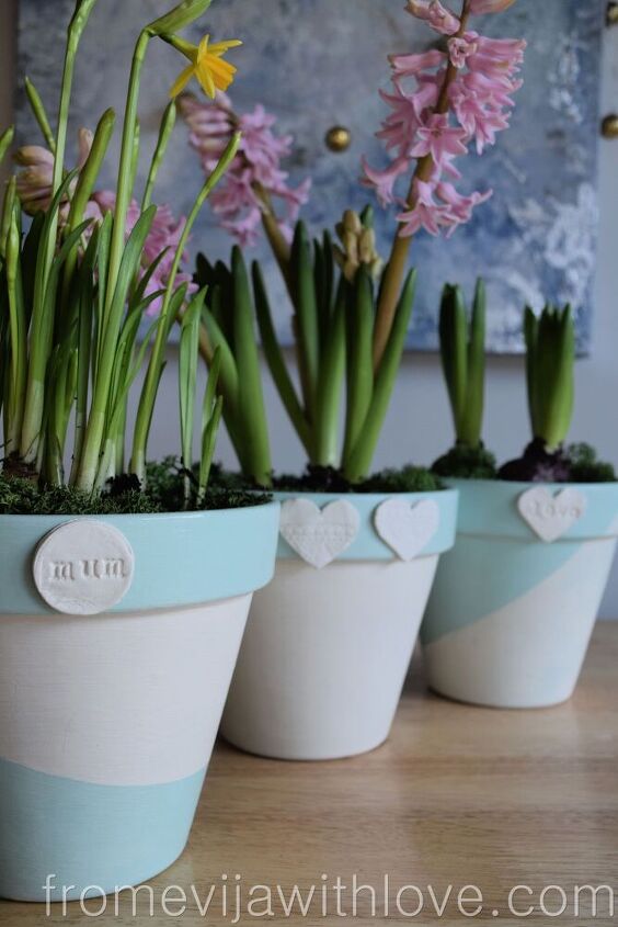 s 25 mother s day gift ideas that ll make your mom feel special, These lovingly decorated flower pots