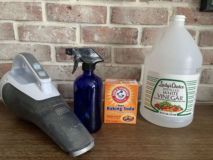 how to clean your mattress with baking soda and vinegar